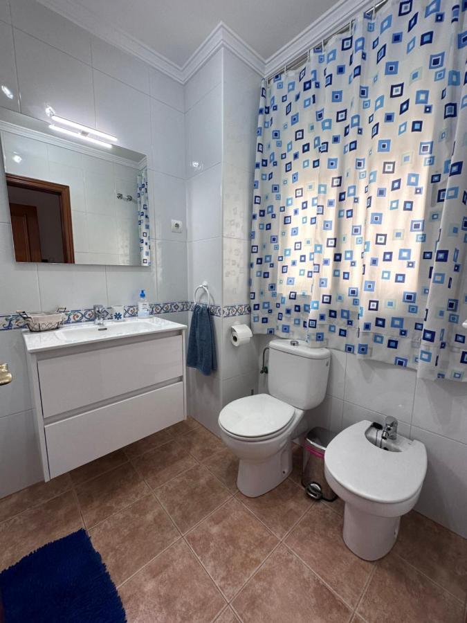 Apartamentos La Caleta กาเลตา เด เวเลซ ภายนอก รูปภาพ